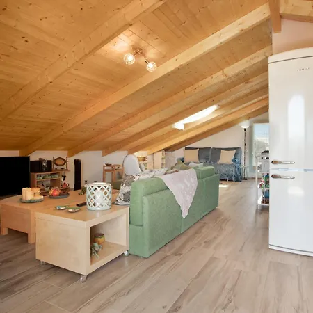 Amici Loft Villa